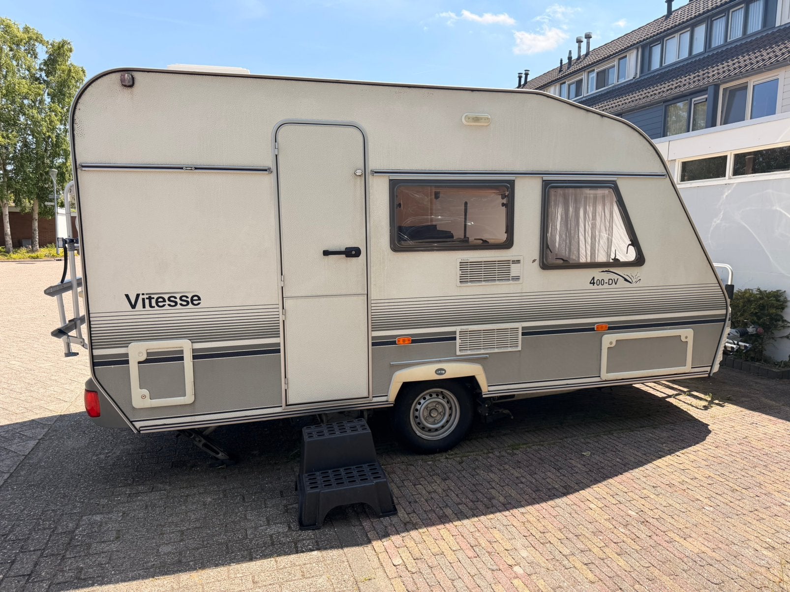 Beyerland Vitesse 400DV - Compacte en complete caravan, Caravans en Kamperen, Omvormbare zithoek, Treinzit, Particulier, 4 tot 5 meter