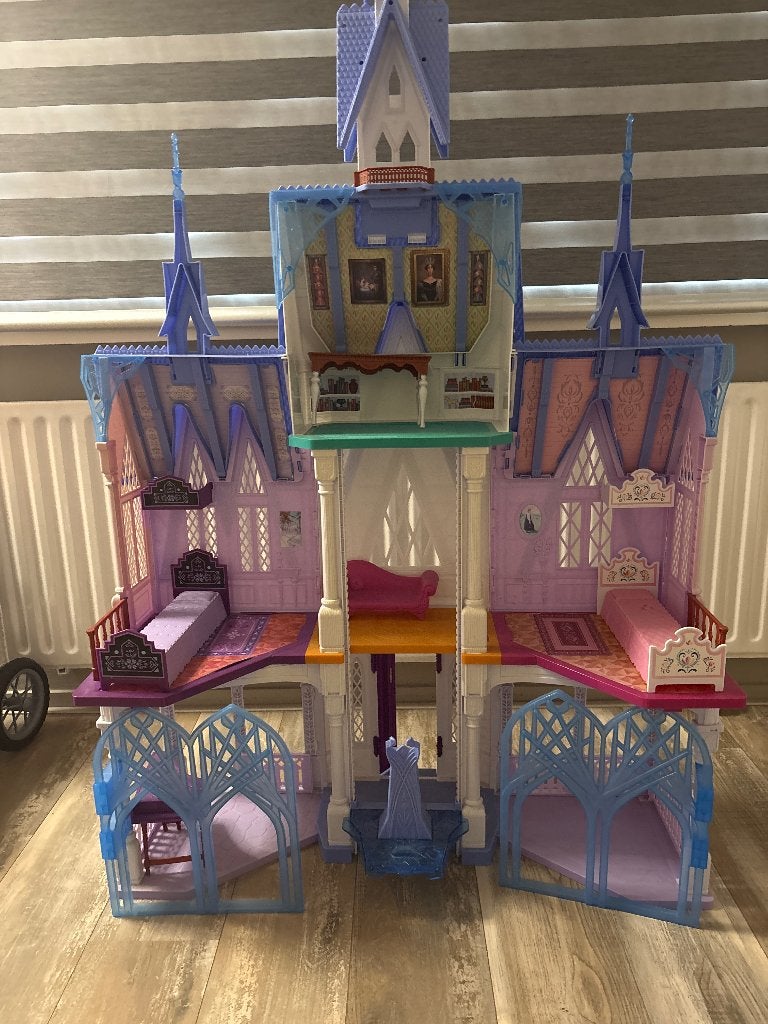 Elsa kasteel, Kinderen en Baby's, Ophalen, Gebruikt, Barbie