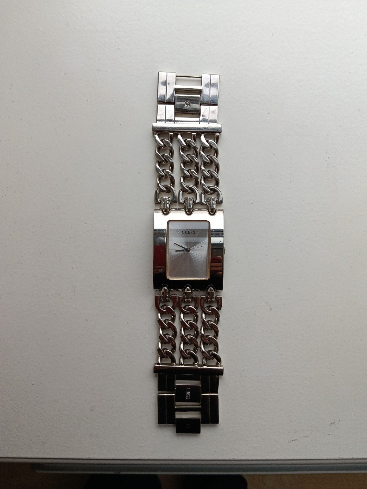 Guess Dames Horloge met Schakelband - Zo goed als nieuw, Ophalen of Verzenden