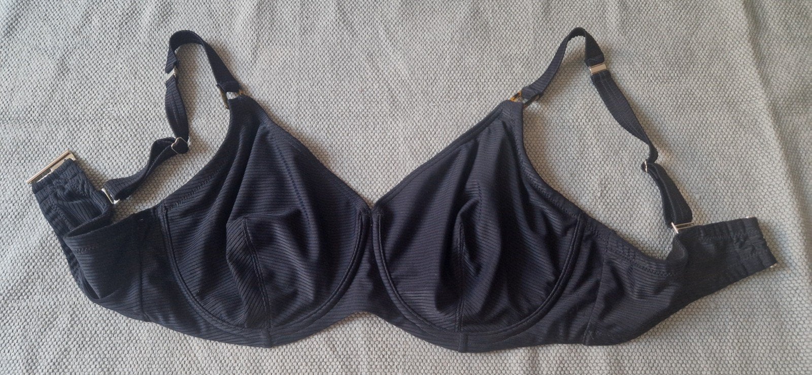 Bikini topje merk Beachlife, donkerblauw, maat 42, Beachlife, Zo goed als nieuw, Bikini, Verzenden