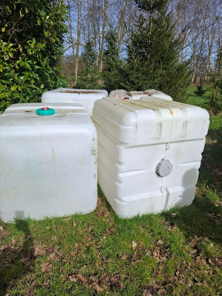 Ibc bakken, Tuin en Terras, Regentonnen, 150 liter of meer, Ophalen of Verzenden, Zo goed als nieuw