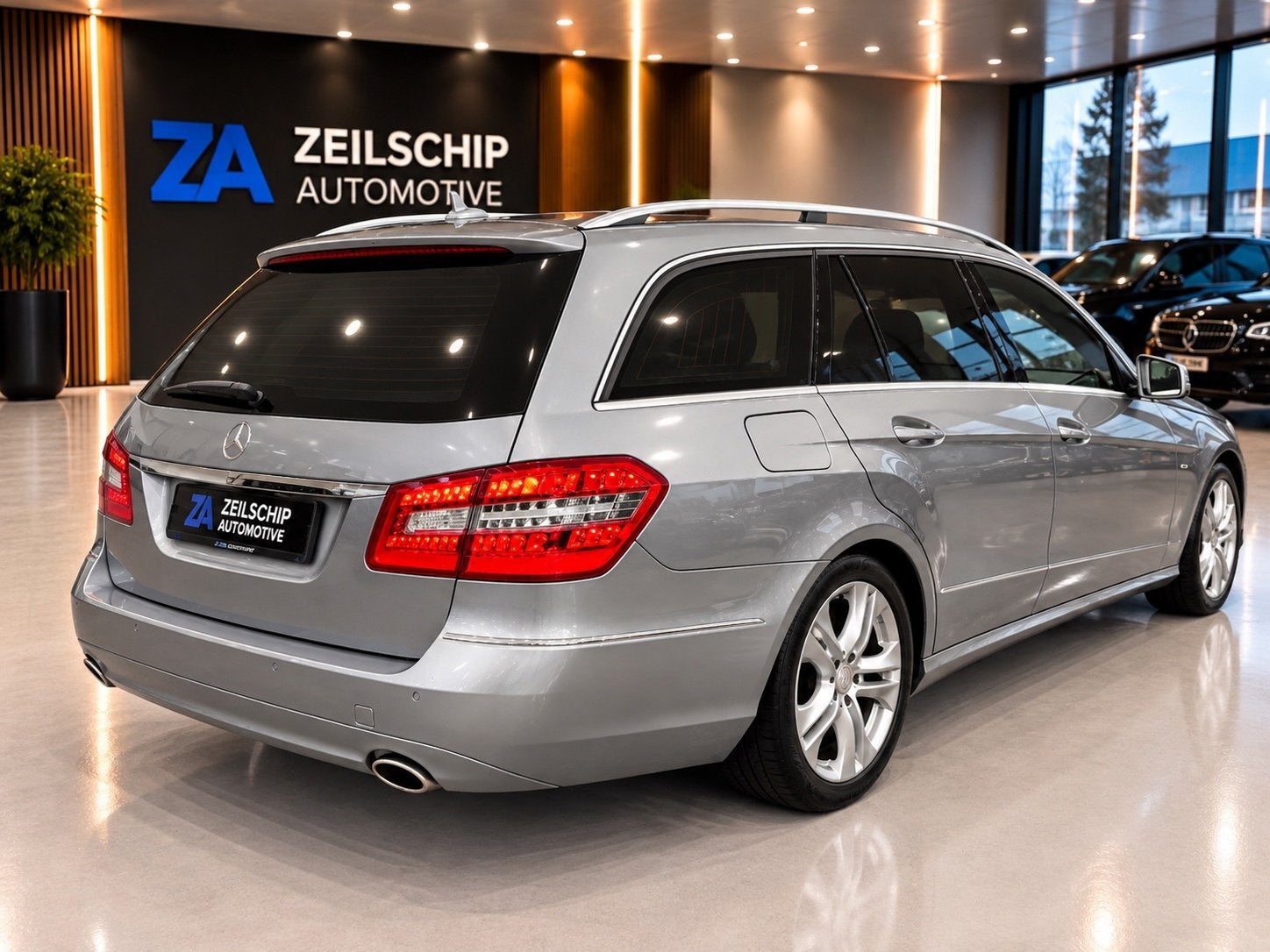 Mercedes-Benz E-klasse Estate 350 CDI BlueTEC Avantgarde|Xen, Automaat, Achterwielaandrijving, Gebruikt, Zwart