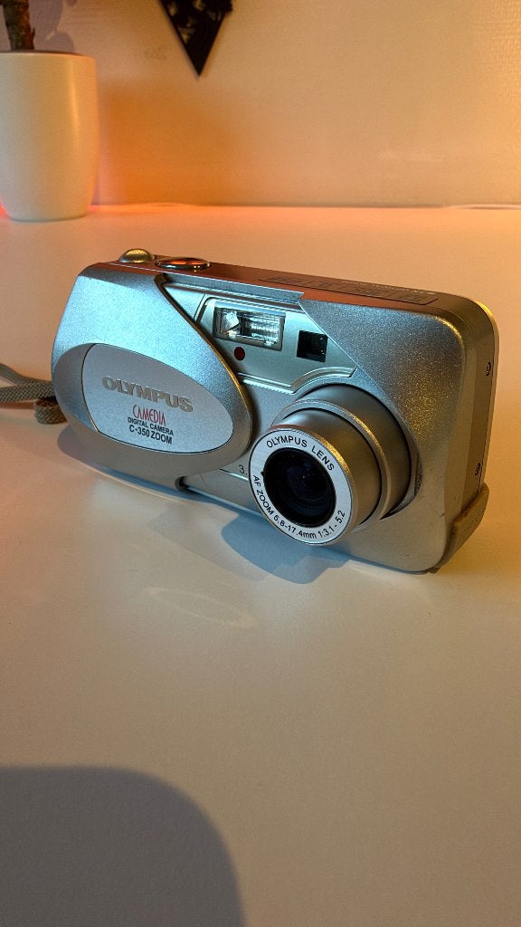 Olympus Camedia C-350 Zoom vintage CCD digicamY2K met hoes, Gebruikt, Instant camera, Ophalen of Verzenden, Olympus