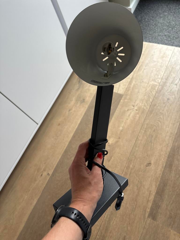 Lucide lamp zwart met kniparm - Zeer goede staat, 30 tot 60 watt, Overige typen, E14 (klein), Ophalen of Verzenden