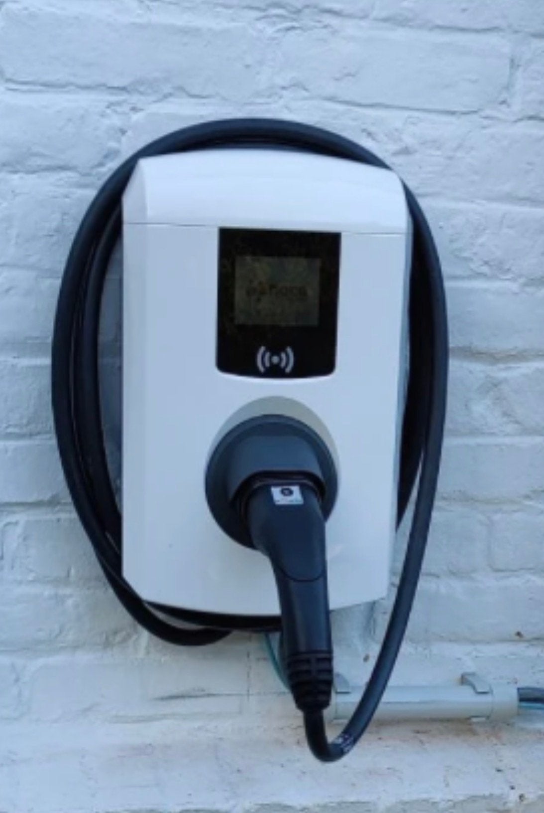 Alfen laadstation incl. 8m kabel, Auto diversen, Laadpalen, Ophalen, Zo goed als nieuw, Laadkabel