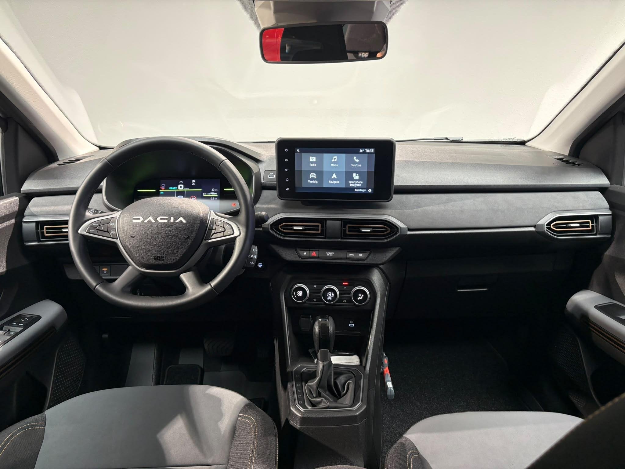 Dacia Jogger 1.6 Hybrid 140 Extreme 7p. | Demo | 7 Persoons, Auto's, 4 cilinders, Met garantie (alle), 7 stoelen, Origineel Nederlands