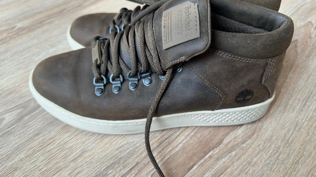 Timberland Aerocore Chukka Sneakers - Bruin Leer - Maat 42, Ophalen of Verzenden, Gedragen, Bruin