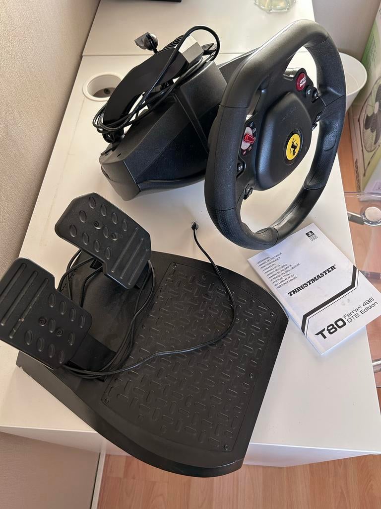 Thrustmaster T80 Ferrari 488 GTB Edition racestuur, Ophalen, Gebruikt, Stuur of Pedalen, PlayStation 4
