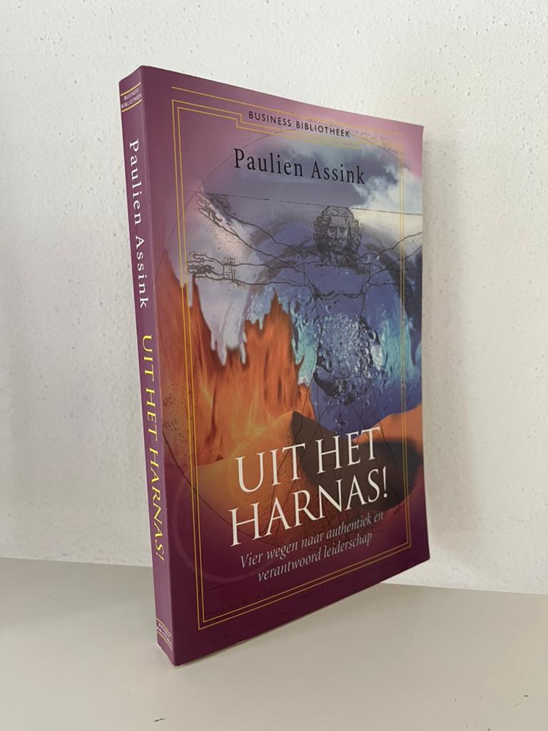 Uit het harnas! authentiek verantwoord leiderschap - Assink, Boeken, Ophalen of Verzenden, Zo goed als nieuw