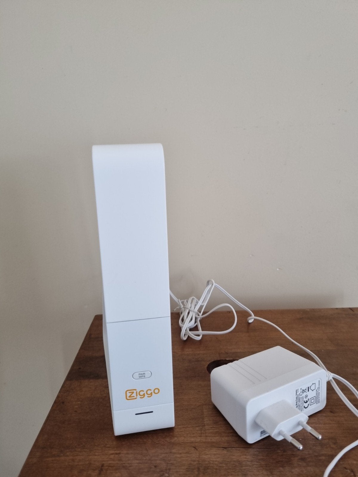 Ziggo Connectbox CH7465LG-ZG Router/Modem, Ophalen of Verzenden, Gebruikt, Router met modem, Ziggo