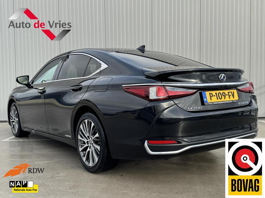 Lexus ES 300h Preference Line Business|NL-Auto, Auto's, Lexus, Gebruikt, 4 cilinders, 2487 cc, 1655 kg