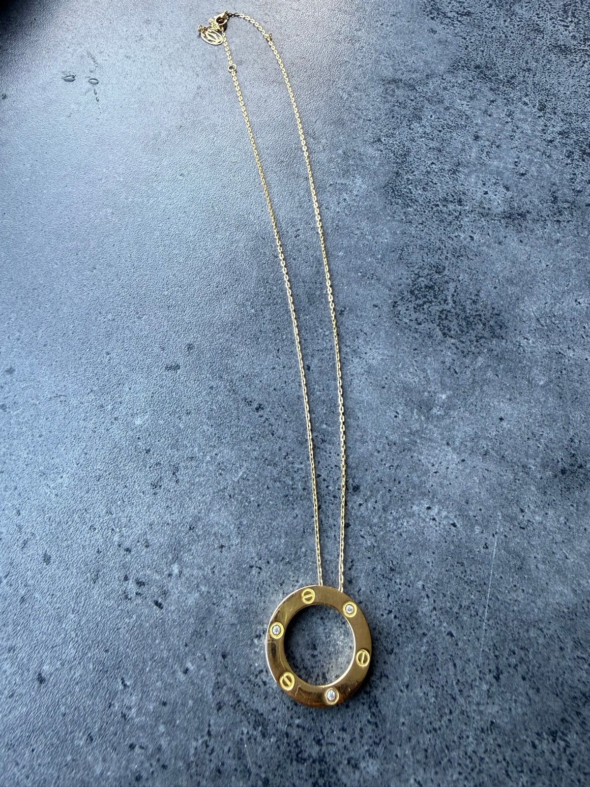 Cartier Love ketting met diamanten 18K goud, Ophalen of Verzenden, Zo goed als nieuw, Goud, Met edelsteen