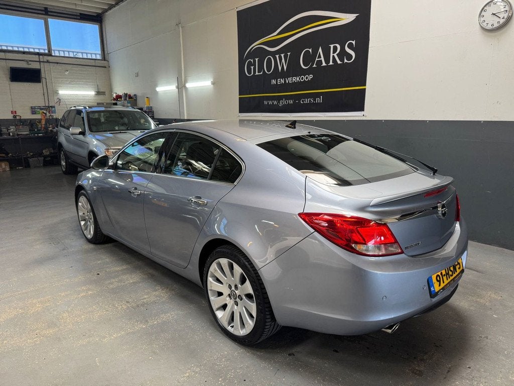 Opel Insignia 2.8 T Executive 4x4 |AIRCO|AUT|STOEL.VERW|PDC, Auto's, Opel, Automaat, Euro 5, Zwart, Bedrijf