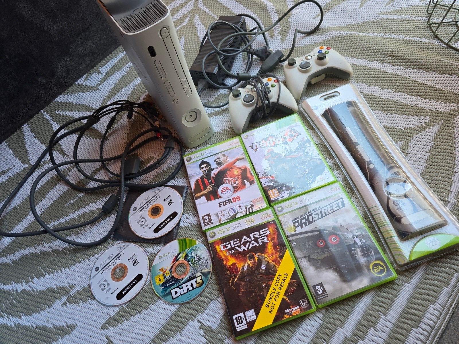 Xbox 360 console met controllers en diverse games, Gebruikt, Vanaf 18 jaar, Racen en Vliegen, 2 spelers