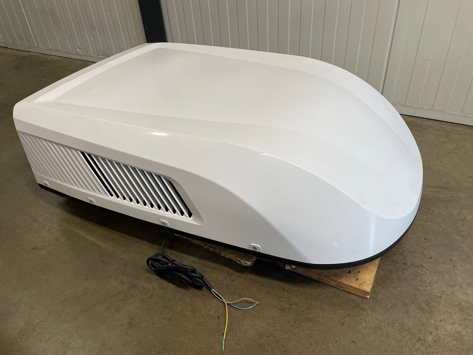 Dak airco Vechline RV Inverter Airco 2500W slim paneel, Ophalen, Zo goed als nieuw
