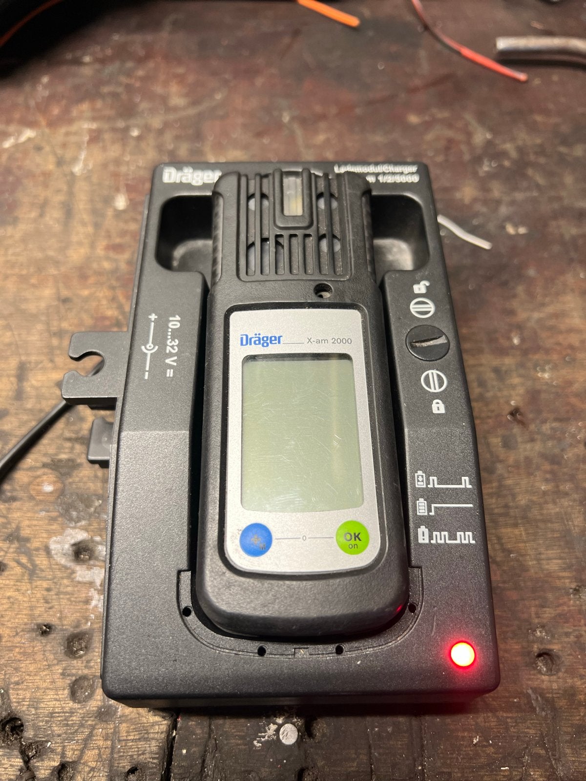 Dräger X-am 2000 gasdetector met lader, Ophalen of Verzenden, Gebruikt