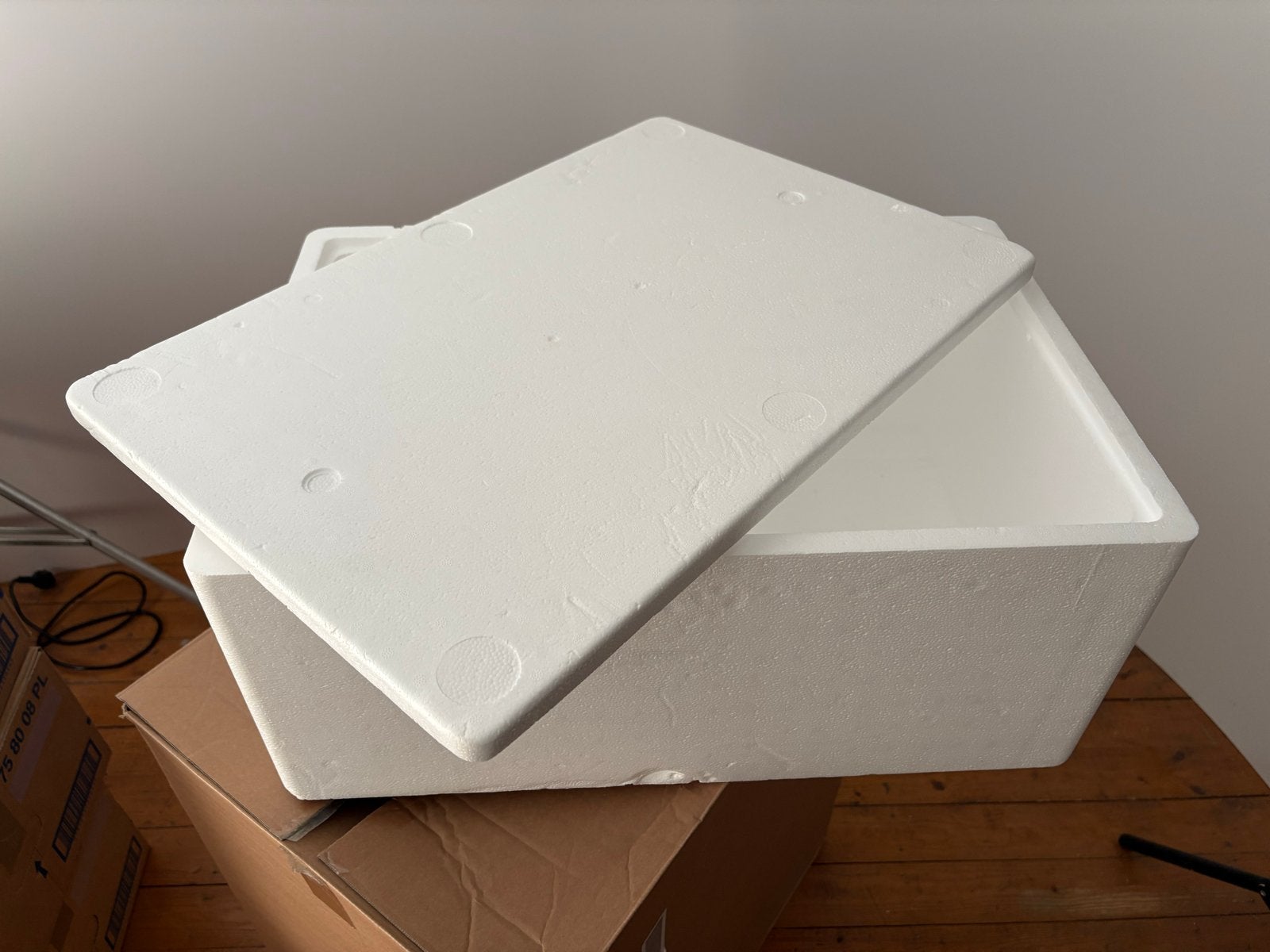 Tempex Box - Zo goed als nieuw, Ophalen, Doos, 40 tot 60 cm, 50 tot 75 cm