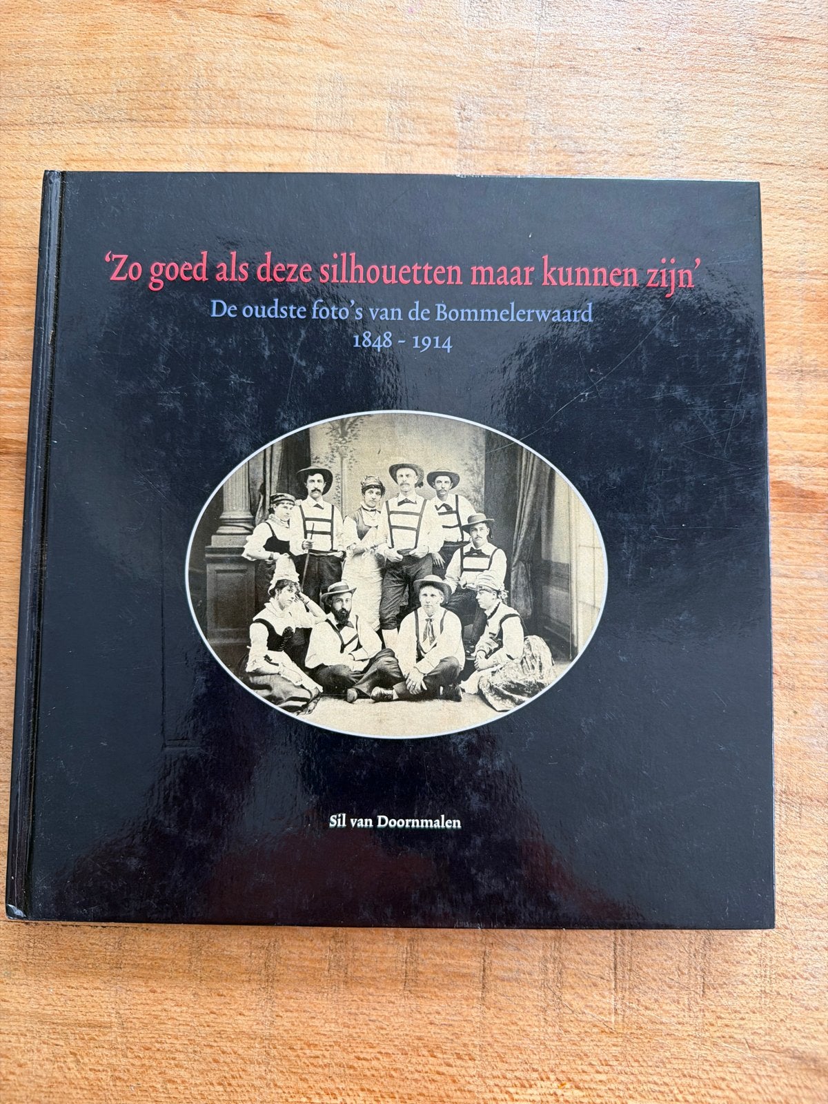 Zo goed als deze silhouetten maar kunnen zijn, Ophalen of Verzenden, Zo goed als nieuw, Fotografie algemeen