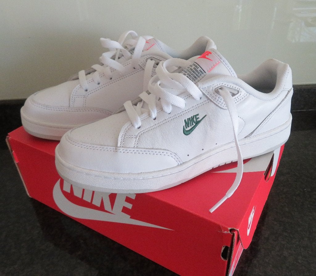 NIKE schoenen  maat 39    nieuw, Kleding | Heren, Schoenen, Nike, Nieuw, Ophalen of Verzenden, Wit