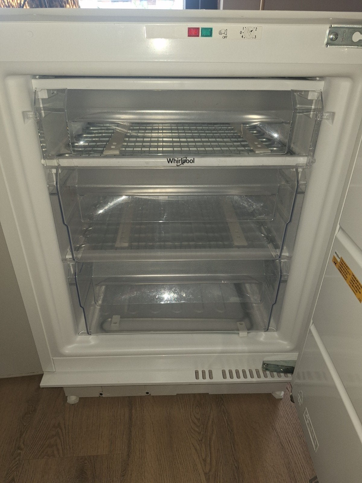 Whirlpool AFB 828/A+ Inbouw Vrieskast - 2 Lades, 1 Klep, Witgoed en Apparatuur, Koelkasten en IJskasten, Ophalen, Met aparte vriezer