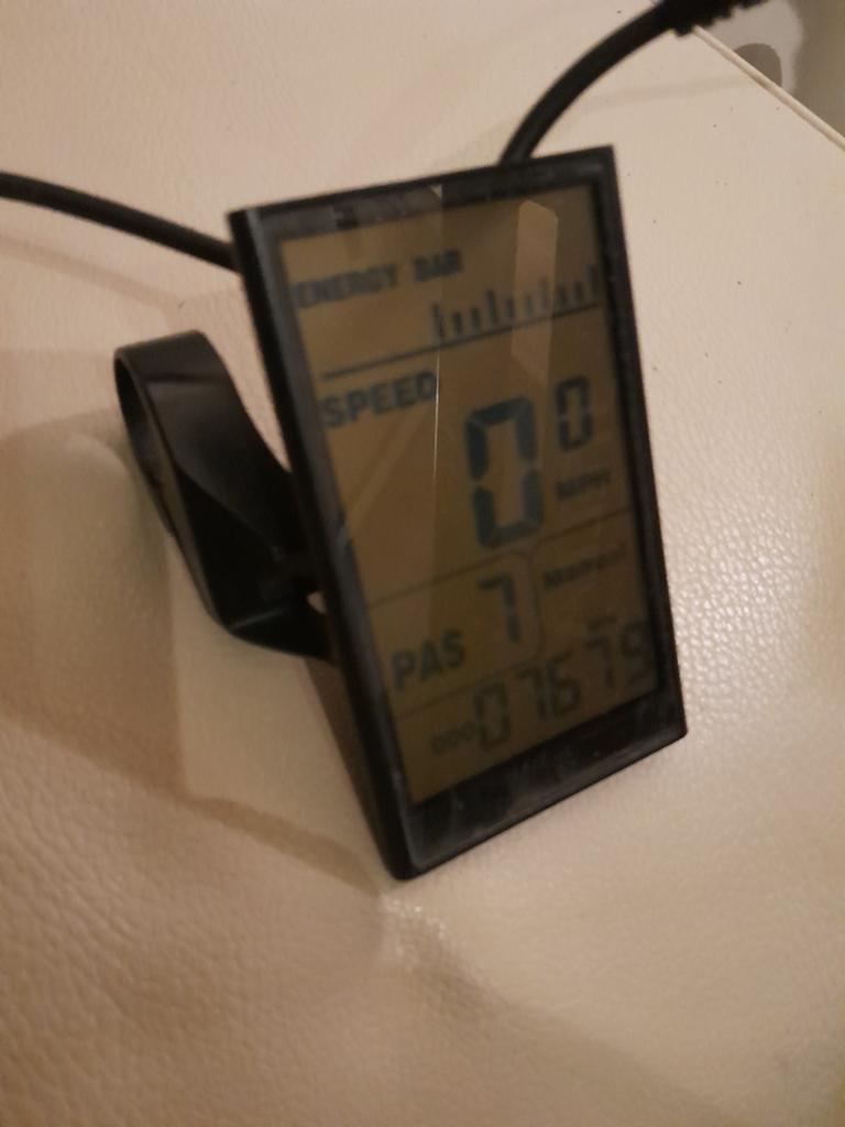 Stelle fietsdisplay met bedieningsknop display e-bike stella, Fietsen en Brommers, Fietsaccessoires | Fietscomputers, Ophalen of Verzenden