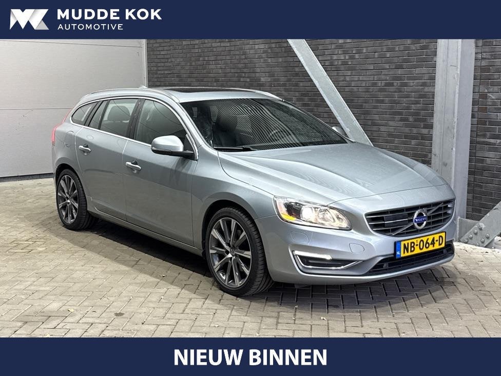 Volvo V60 2.0T Summum | 5-cilinder | CNG | Panoramadak | ACC, Auto's, Euro 5, 1512 kg, Zwart, Automatische klimaatregeling