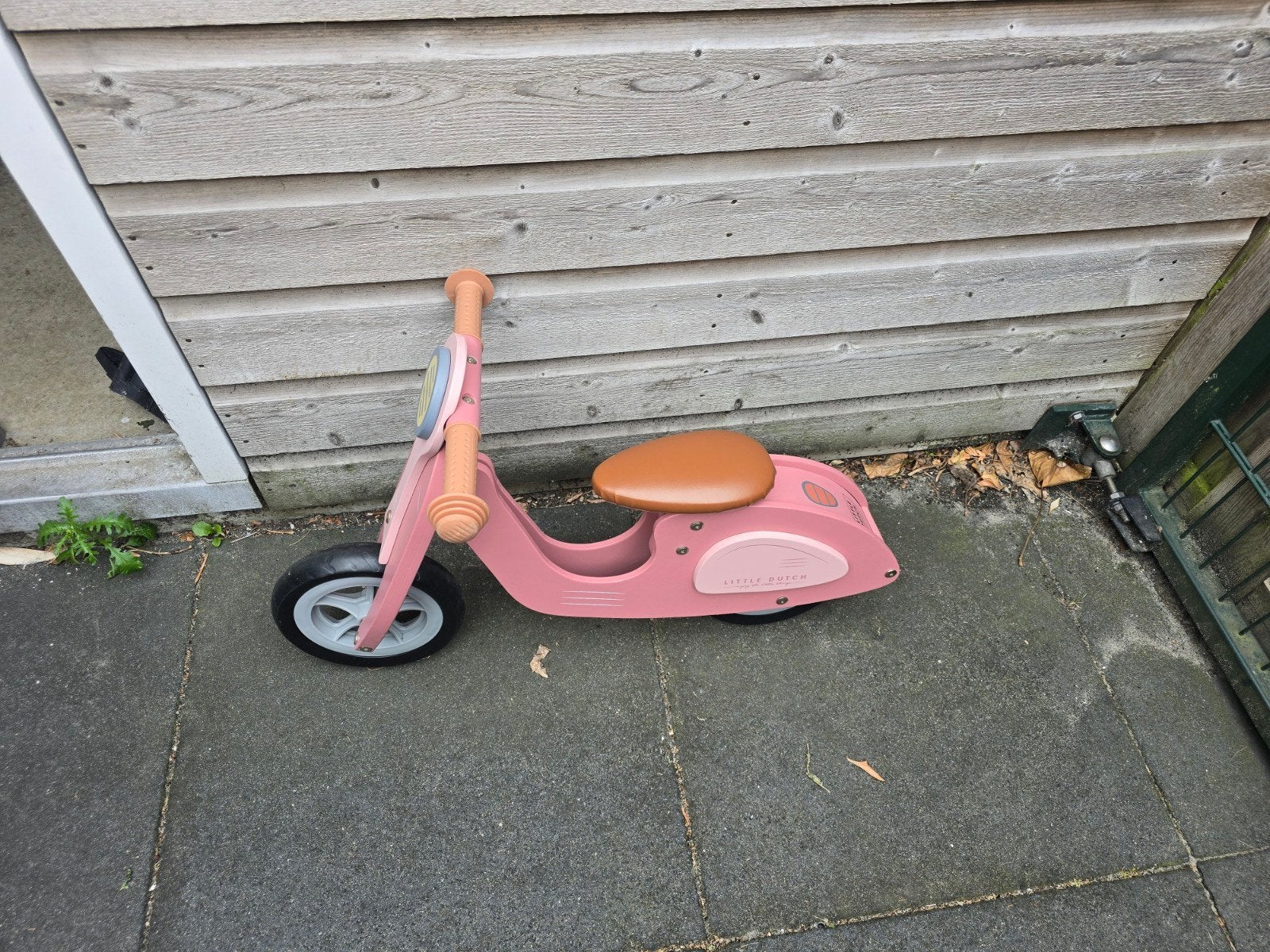 Roze loopscooter Little Dutch, Ophalen, Zo goed als nieuw, Loopfiets