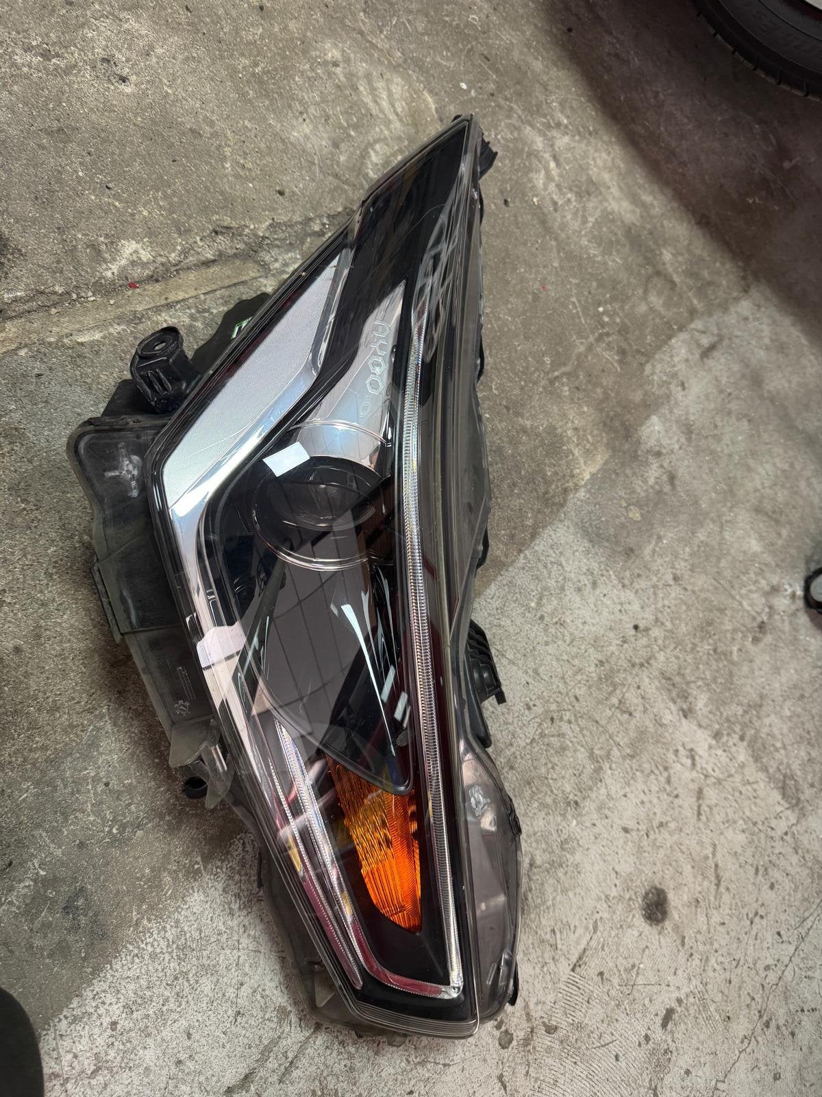 Toyota aygo rechter koplamp bj 2018-2022, Ophalen, Toyota
