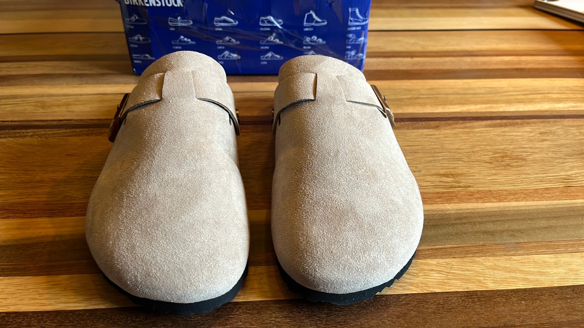 Birkenstock Boston Clogs Taupe Suede, Kleding | Heren, Schoenen, Overige kleuren, Nieuw, Ophalen of Verzenden, Pantoffels of Sloffen
