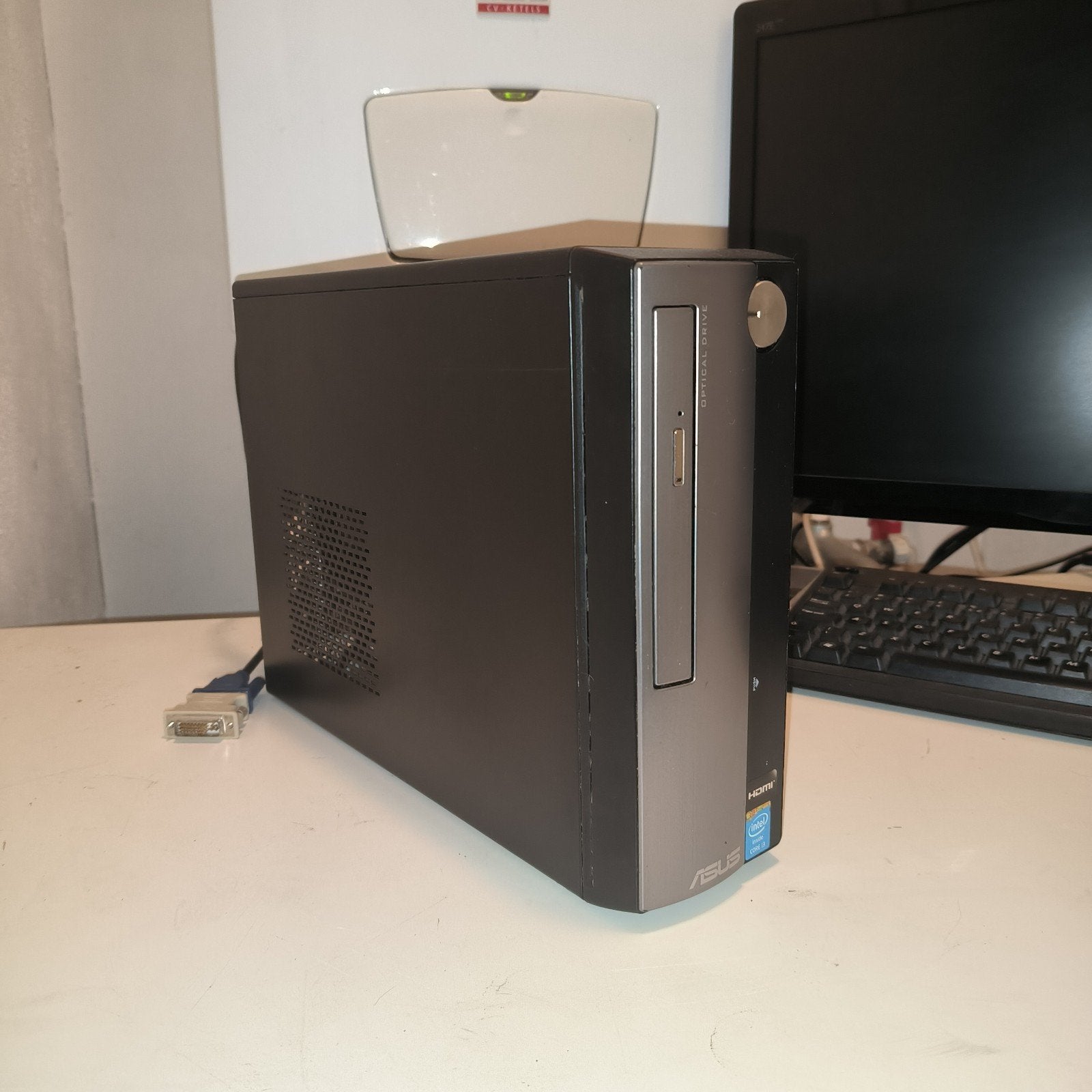 Compacte I3 PC, Computers en Software, Desktop Pc's, Ophalen, Gebruikt, ASUS PC, SSD
