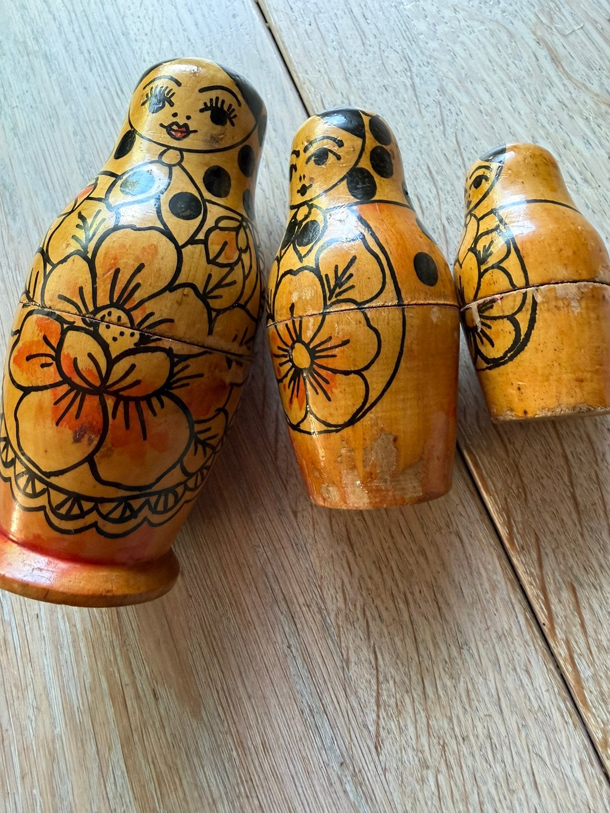 3 oude matroesjka poppetjes, Antiek en Kunst, Verzenden