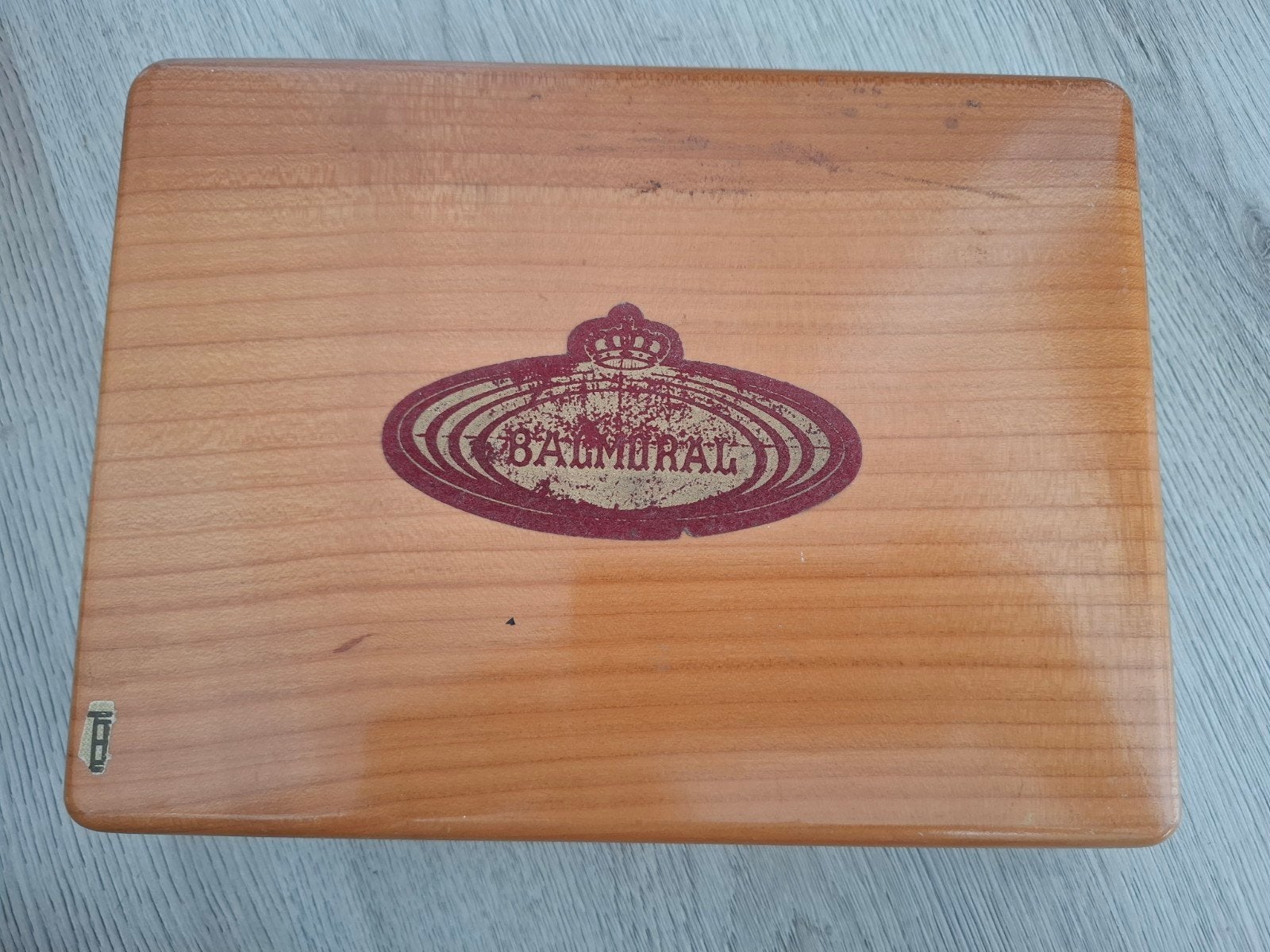 Balmoral sigarendoos hout, Ophalen of Verzenden, Gebruikt, Tabaksdoos of Verpakking