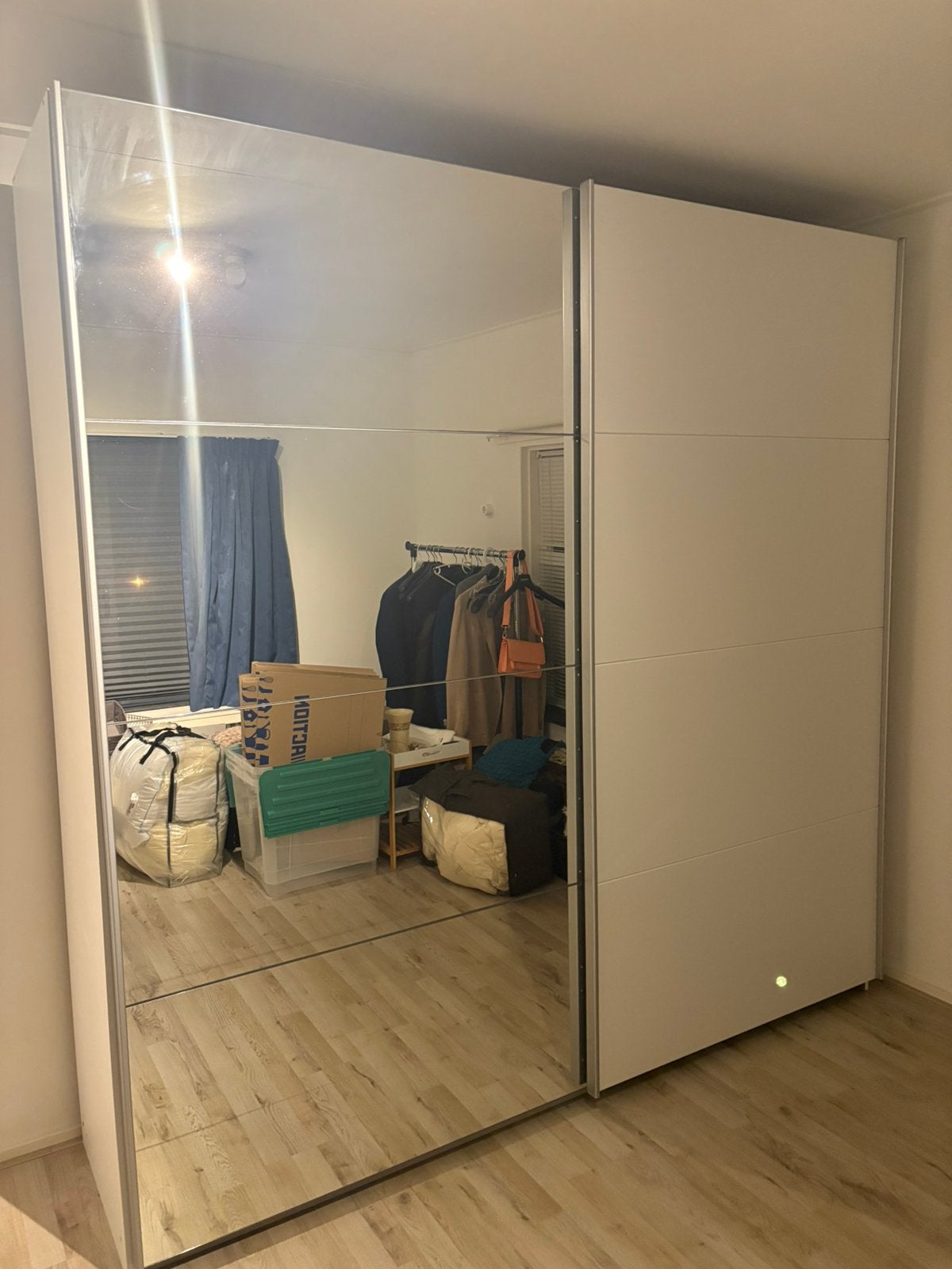 Kledingkast met spiegel en schuifdeur, Ophalen, Gebruikt, 50 tot 75 cm, 200 cm of meer