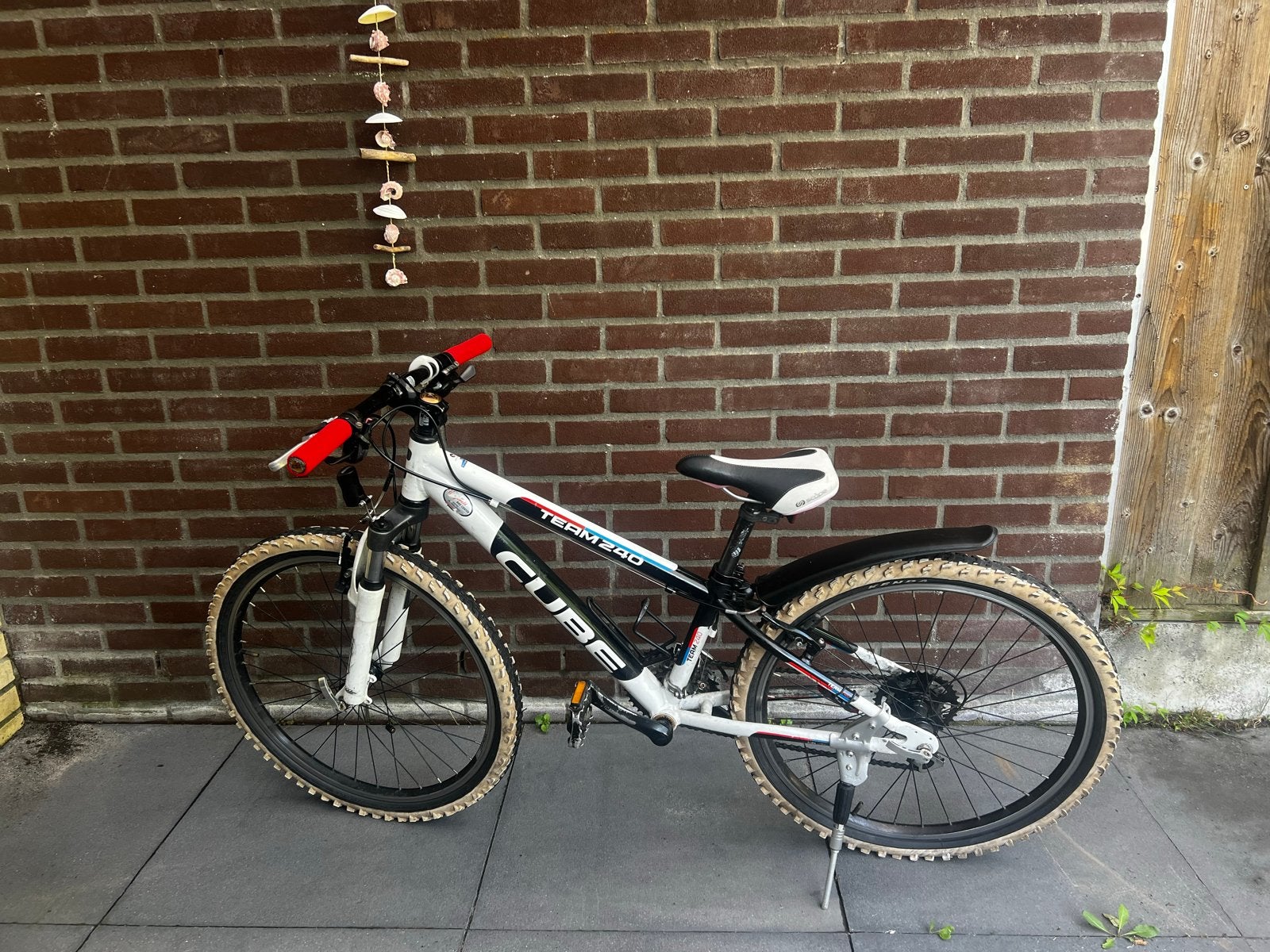 Cube Team 240 Mountainbike 24 inch - Wit/Zwart/Rood, Fietsen en Brommers, Ophalen, Gebruikt, Velgrem, 20 inch of meer