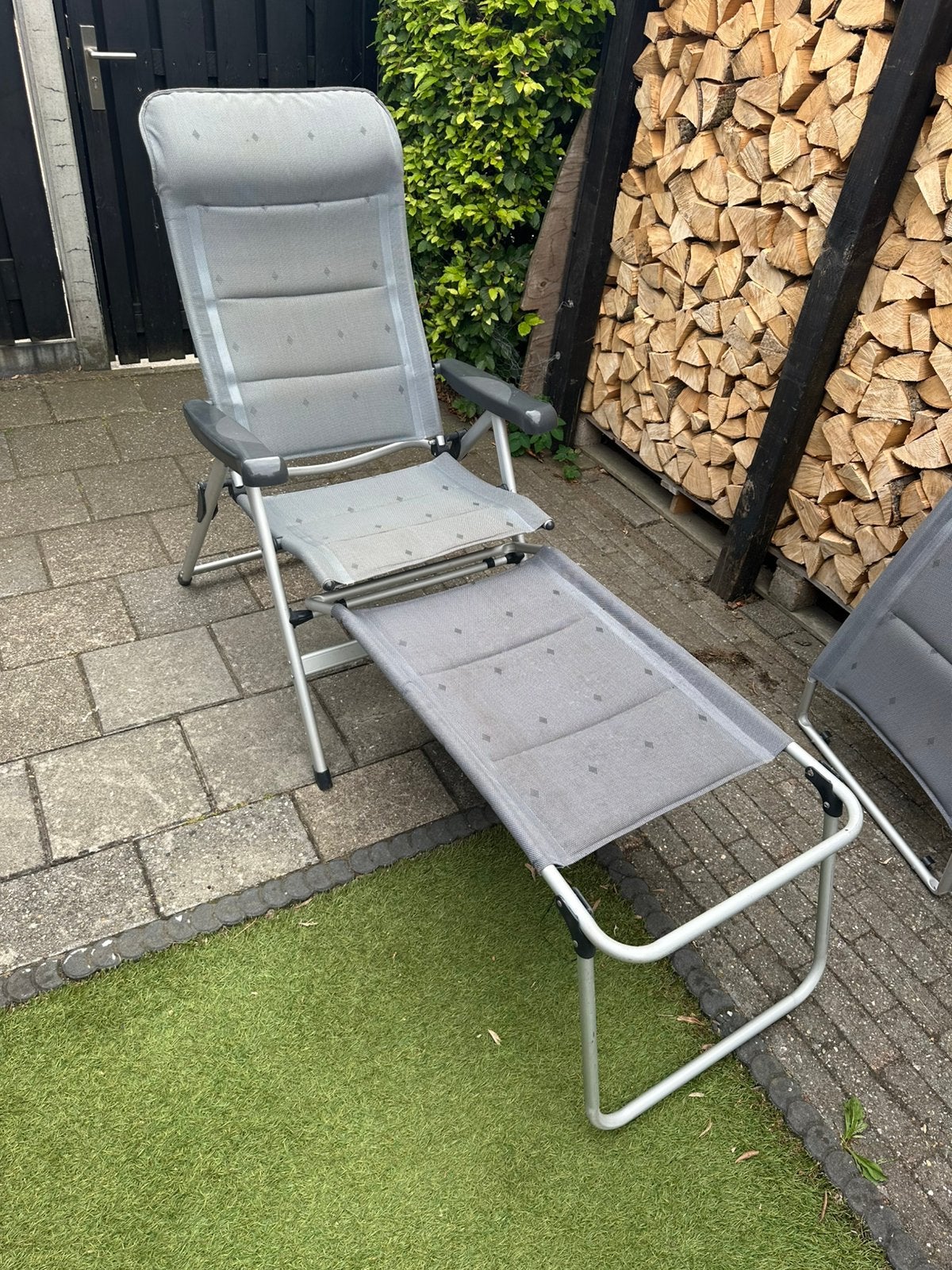 Stoelen, Ophalen, Aluminium