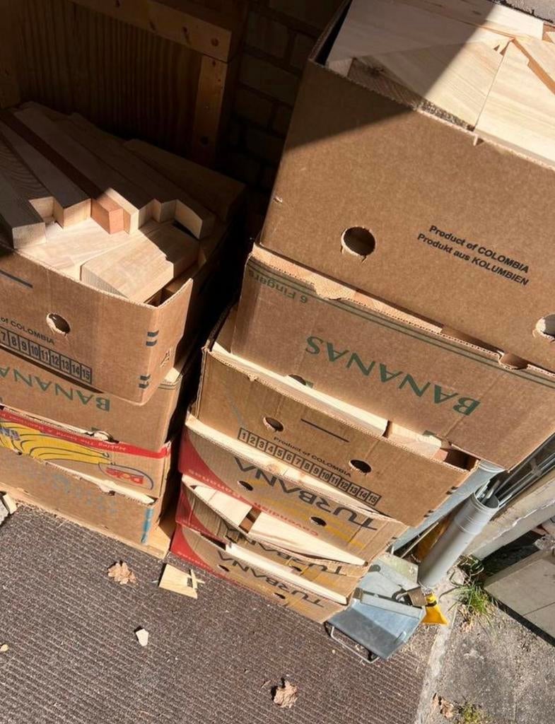 Droog afvalhout voor kachel of vuurkorf in Zwolle, Tuin en Terras, Haardhout, Minder dan 3 m³, Ophalen, Overige houtsoorten, Blokken