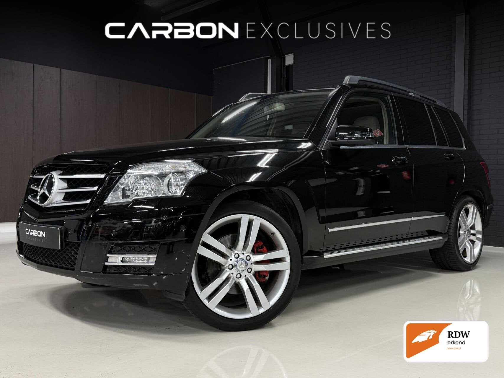 Mercedes GLK-klasse 350 4-Matic AMG|Pano|H&K|Memory|Trekhaak, Automaat, Gebruikt, 2000 kg, Zwart
