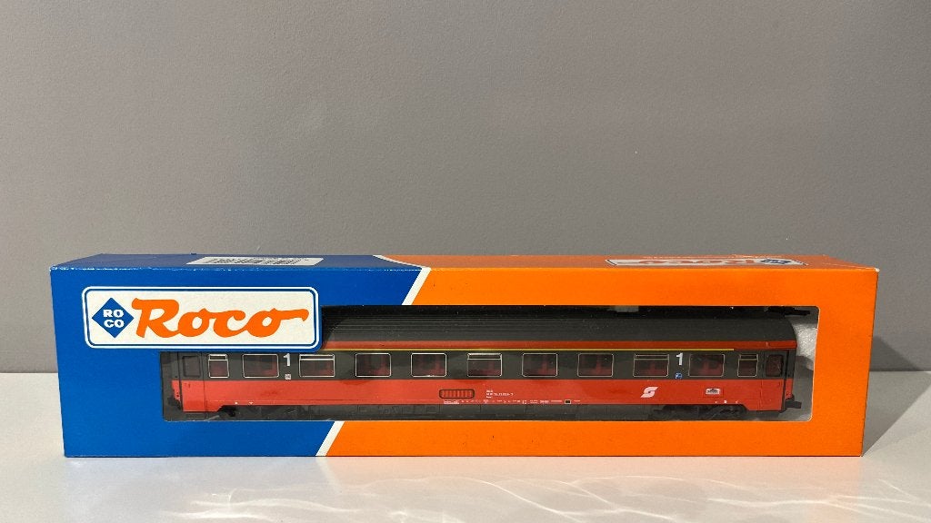 h0 roco  44315 OBB in originele verpakking, Gelijkstroom, Wagon, Ophalen of Verzenden, Zo goed als nieuw