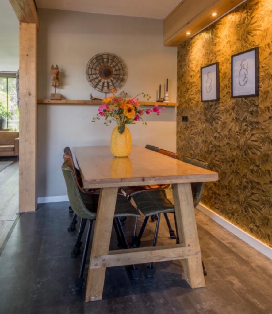 Prachtige eiken tafel 6 persoons, Huis en Inrichting, Ophalen, 50 tot 100 cm, Zo goed als nieuw, 150 tot 200 cm