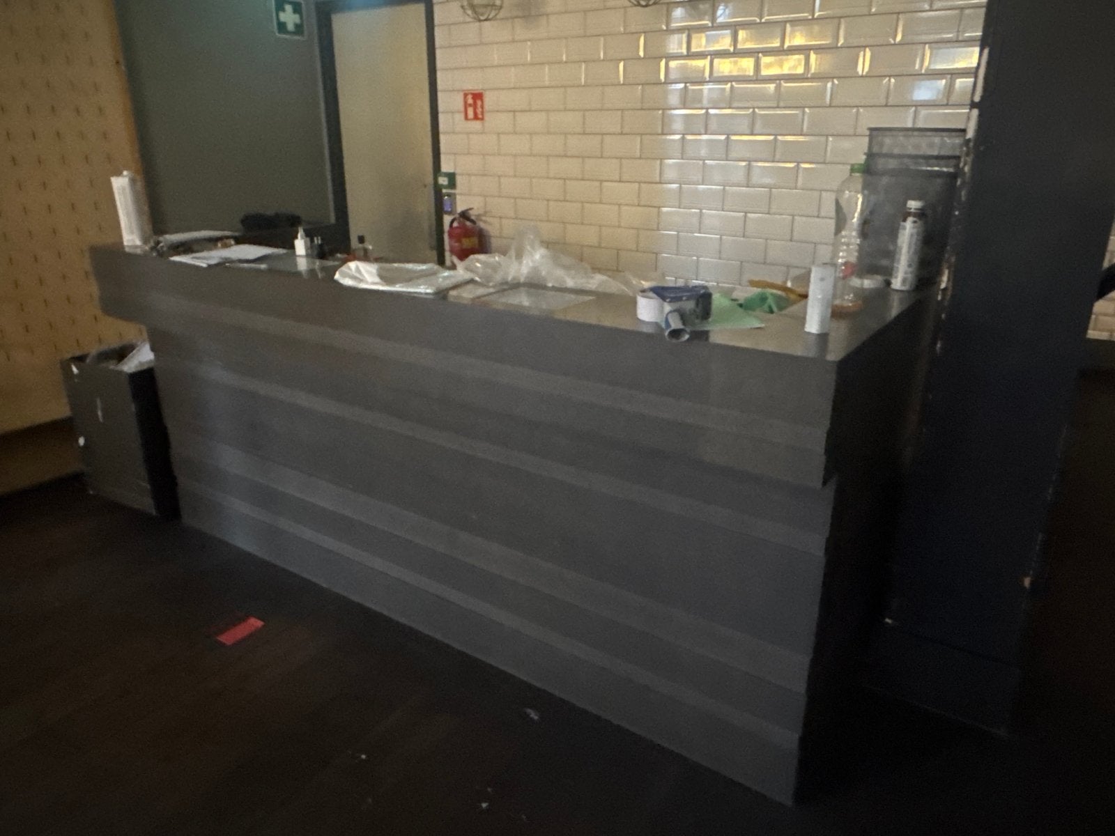 Robuuste bar voor horeca of evenementen, Zakelijke goederen, Horeca | Meubilair en Inrichting, Ophalen of Verzenden, Gebruikt