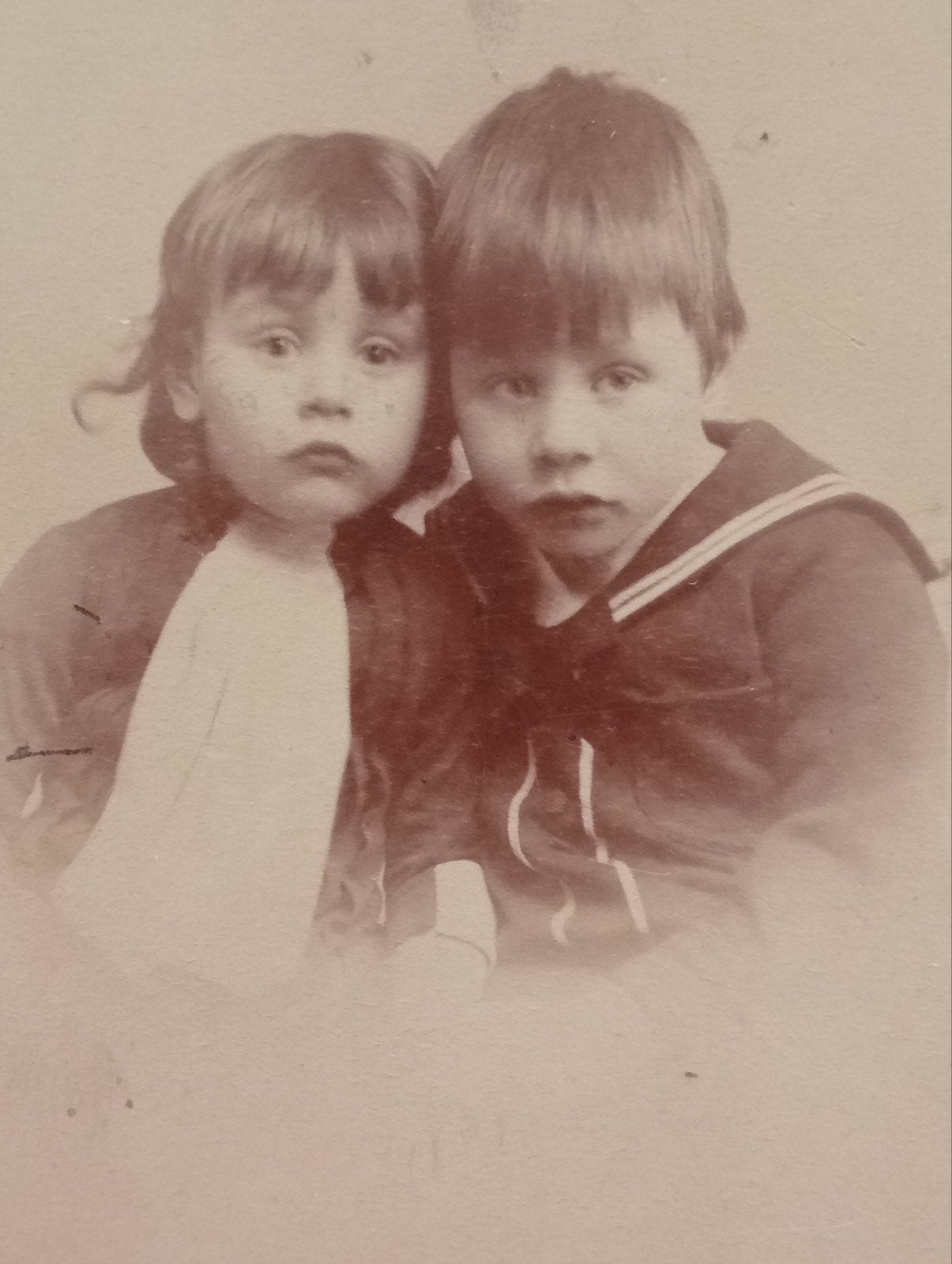 Antieke Foto: Kinderportret van A. van der Grient, Den Haag, Ophalen of Verzenden, Voor 1940, Gebruikt, Kind