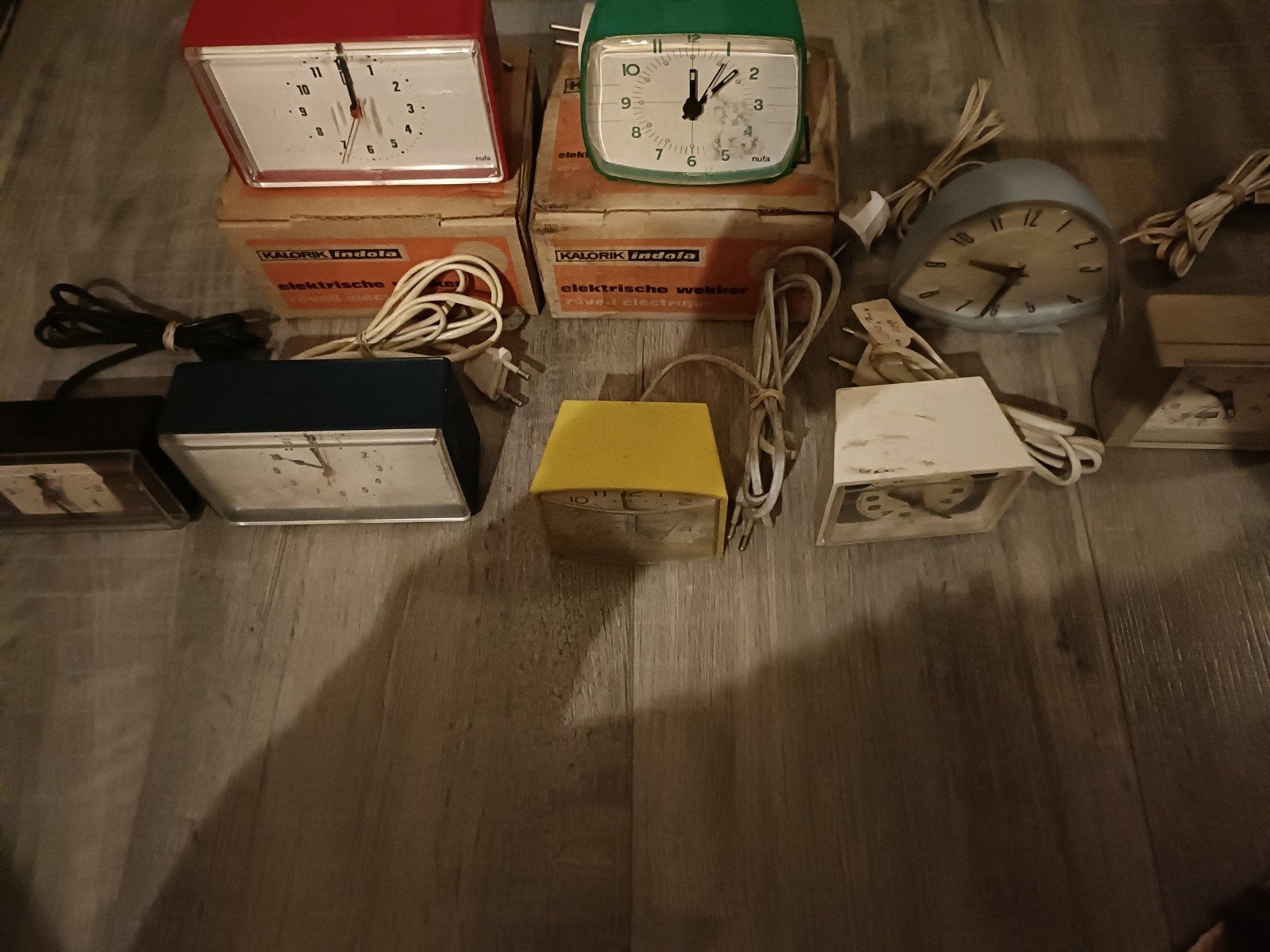 lot Partij Wekkers Op Stroom Nufa Junghans Zie Fotos, Ophalen of Verzenden, Zo goed als nieuw