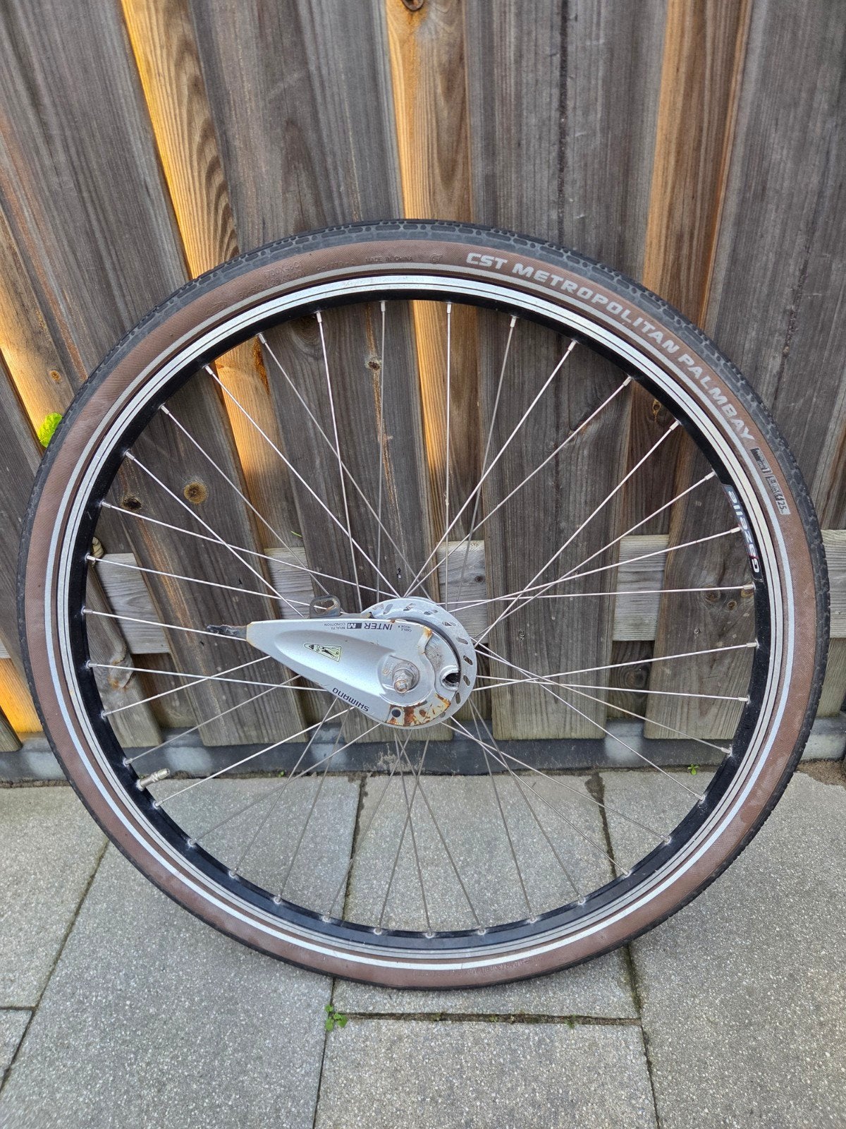 Gazelle Voorwiel Met Naafdynamo 28" dubbelwandig %100 recht, Fietsen en Brommers, Wiel, Stadsfiets, Ophalen of Verzenden, Zo goed als nieuw