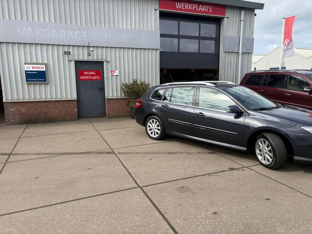 Renault Laguna Estate 2.0 16V Dynamque Clima, pdc achter, Laguna, 4 cilinders, Leder en Stof, Euro 4