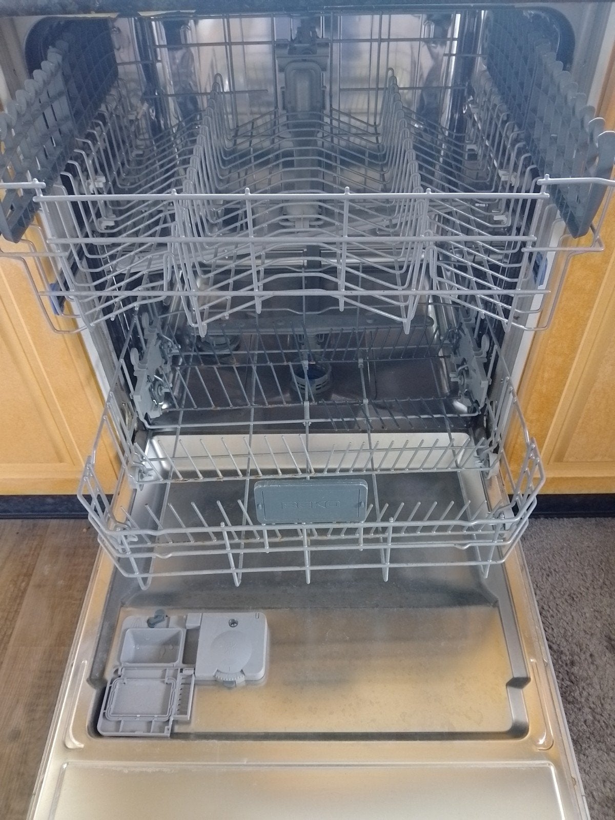 Beko vaatwasmachine, Minder dan 85 cm, Ophalen of Verzenden, Zo goed als nieuw, Energieklasse A of zuiniger