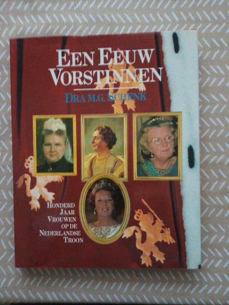 Een eeuw vorstinnen, Ophalen of Verzenden, Zo goed als nieuw, Kaart, Foto of Prent