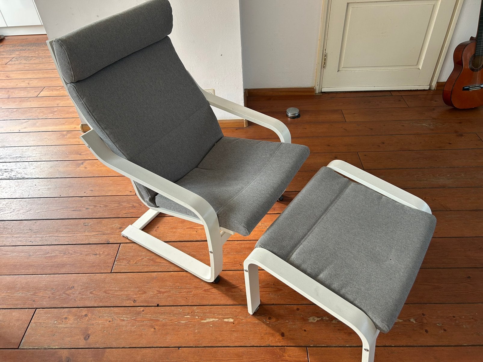 IKEA Poäng fauteil met voetenbank, Ophalen, Minder dan 50 cm, 75 tot 100 cm, Zo goed als nieuw