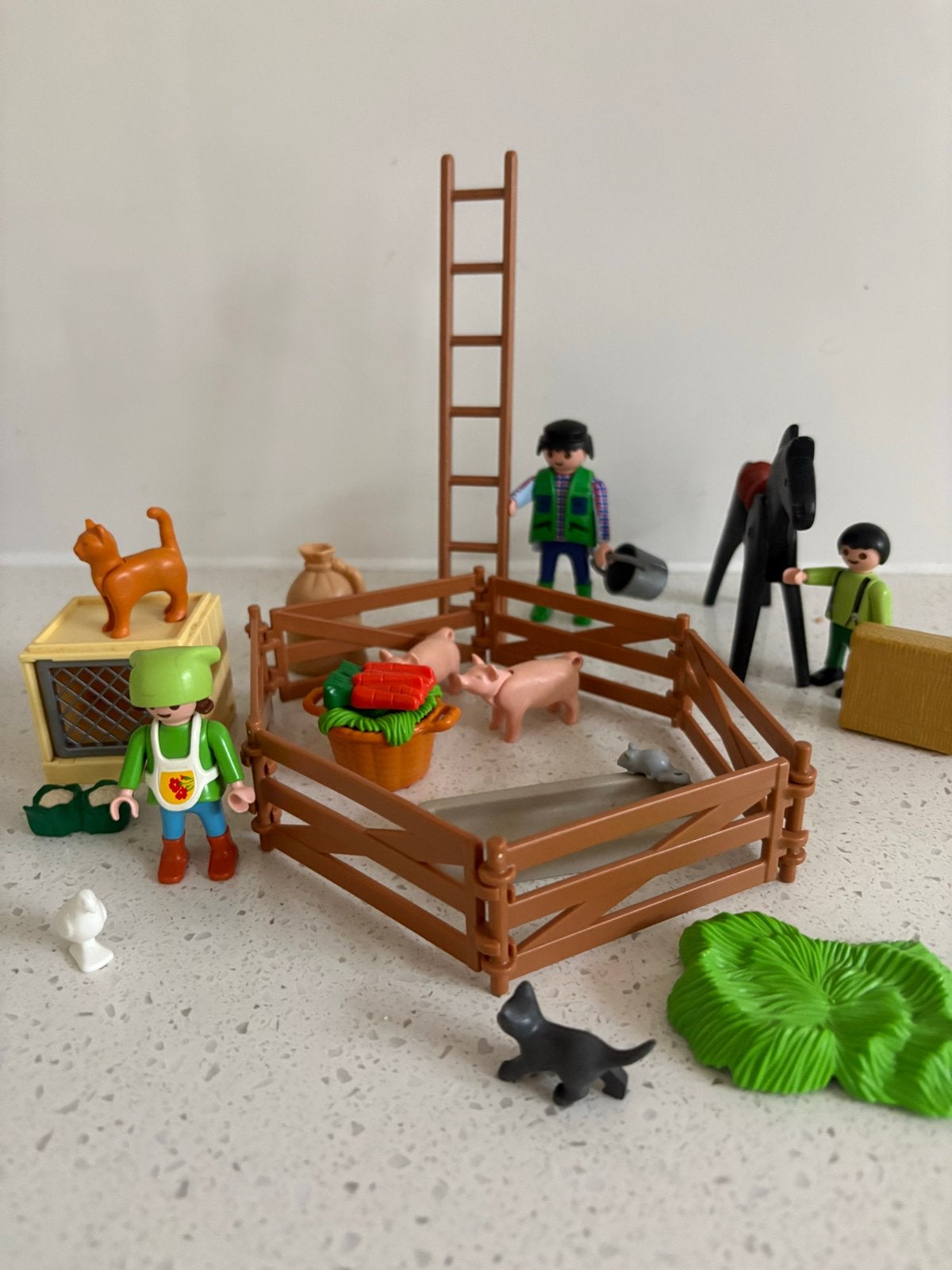 Playmobil Boerderij Set 4142 met Dieren en poppetjes zgan, Ophalen of Verzenden, Zo goed als nieuw