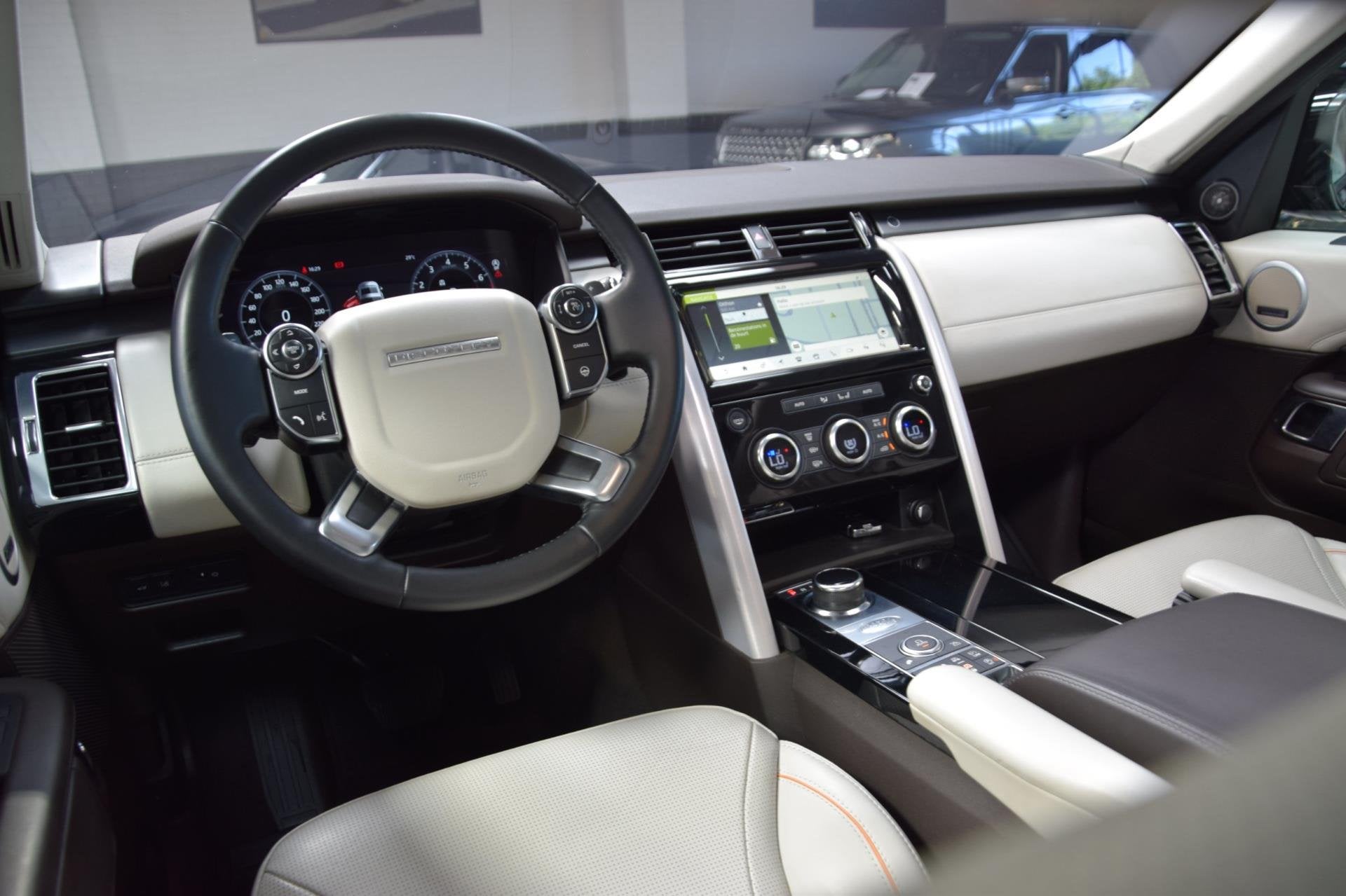 Land Rover DISCOVERY 3.0 Si6 HSE Luxury 7p. Navi|Panoramadak, Automaat, Gebruikt, 2995 cc, 7 stoelen