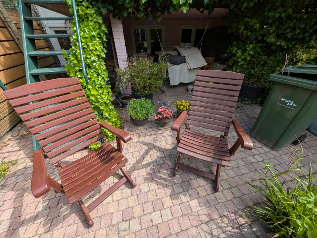 Twee inklapbare tuinstoelen van hout, Tuin en Terras, Tuinstoelen, Ophalen, Gebruikt, Hout, Inklapbaar